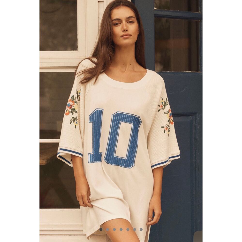 NWT Anthropologie LyreBird Oversized Embroidered Sporty Tee | Size M